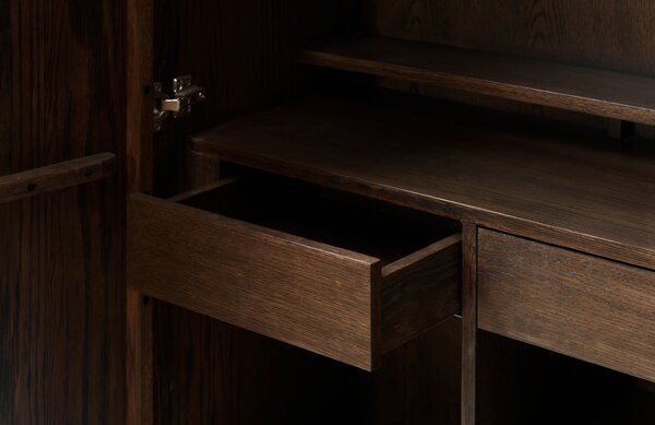 Unique Furniture Tmavě hnědá dubová vinotéka Latina 130 x 90 cm