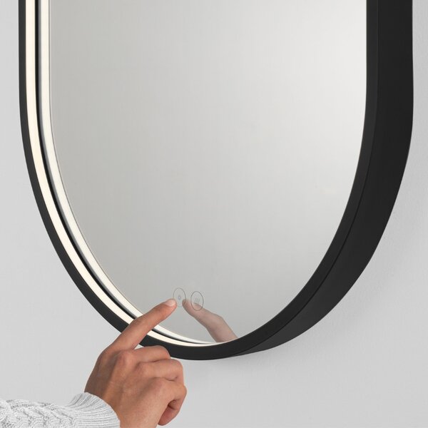 Nova Luce Černé závěsné zrcadlo s LED osvětlením Zelva 80 x 50 cm