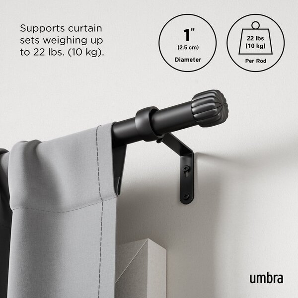Matně černá ocelová roztažitelná garnýž 91 - 168 cm Cleo – Umbra
