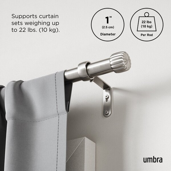 Ocelová roztažitelná garnýž ve stříbrné barvě 91 - 168 cm Cleo – Umbra