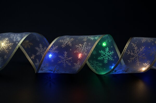Svítící vánoční stuha na baterie – různobarevná, 5 m, 50 LED