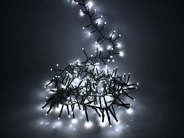 Vnitřní LED vánoční řetěz - studená bílá se záblesky, 10m, 100 LED
