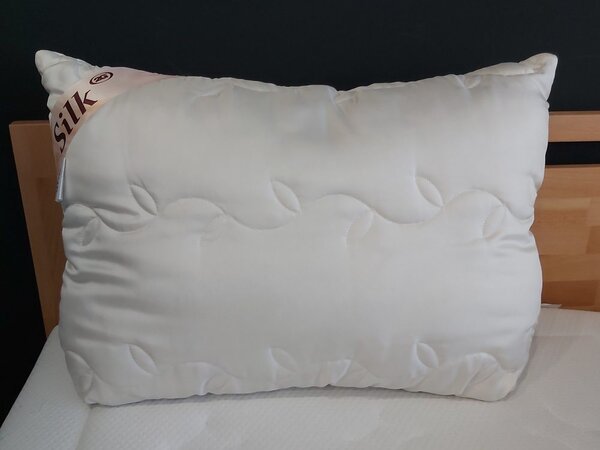 2G Lipov Saténový polštář SILK hedvábí - výstavní kus - 50x70 cm