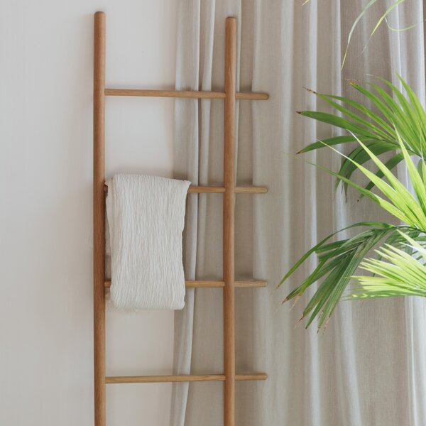 White Label Dubový odkládací žebřík WLL JHON 156,5 cm