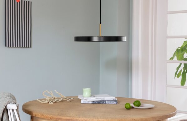 Umage Černé kovové stropní LED světlo Asteria Plus II. 31 cm