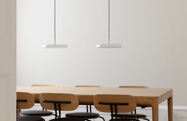 Umage Bílé kovové stropní LED světlo Asteria Plus II. 43 cm