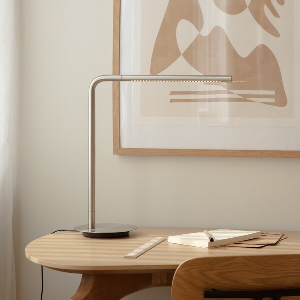 Umage Stříbrná kovová stolní LED lampa Omni