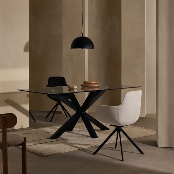 Skleněný jídelní stůl Kave Home Argo 160 x 90 cm s černou kovovou podnoží