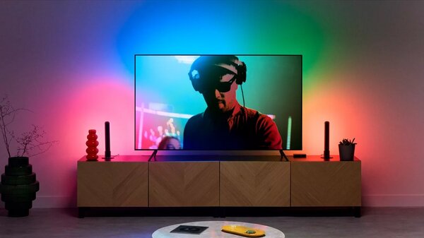 WiZ Bar LED pásek stmívatelný, 2700-5500K, 30cm, nastavitelná barava světla, černá
