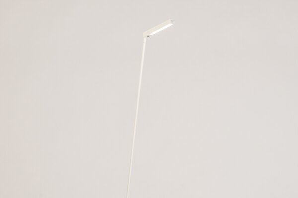 Stojací stmívatelná designová LED lampa Selenia White (LMD)