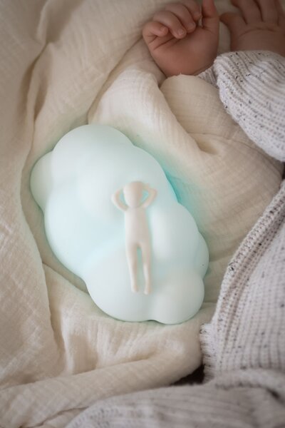 Noční lampička s barevným světlem Cloud Off-White