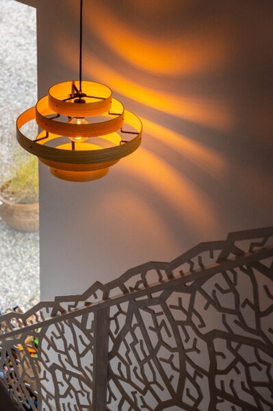 Závěsné designové svítidlo do obýváku Wood Madeira Natur (LMD)