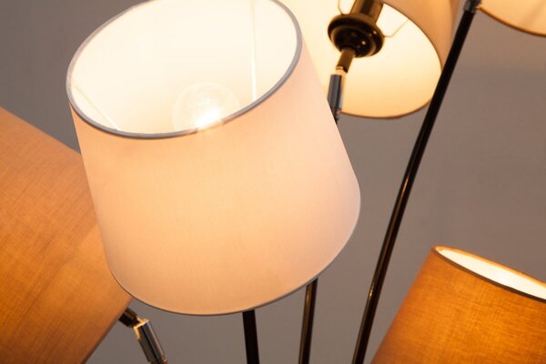 Stylová moderní kovová stojící lampa Levels s pěti kulatými hnědými a bílými lněnými stínítky 176 cm