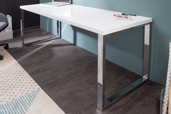 Moderní obdélníkový bílý psací stůl White Desk s lesklou deskou a hranatými stříbrnými kovovými chromovými nohami 140 cm