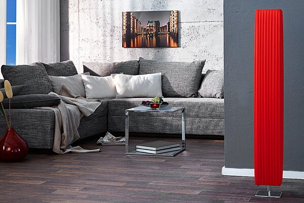 Moderní obdélníková stojací lampa Paris v červeném latexu s oranžovým podtónem a stříbrnou čtvercovou podstavou 120 cm