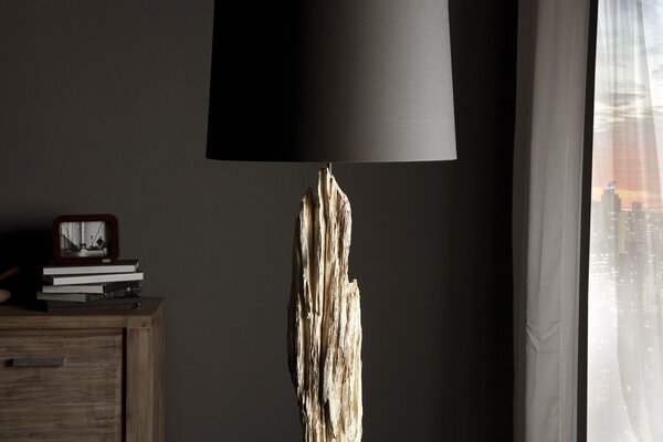 Designová originální stojací lampa Rousilique 175 cm z naplaveného dřeva