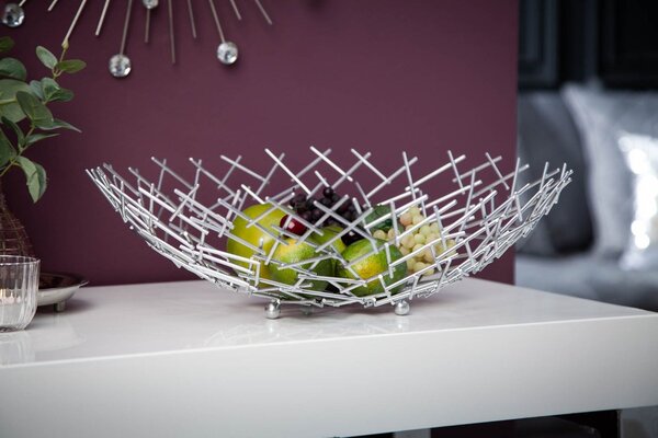 Moderní kulatá stříbrná kovová dekorační mísa Weave v atypickém designu kovové sítě 45 cm