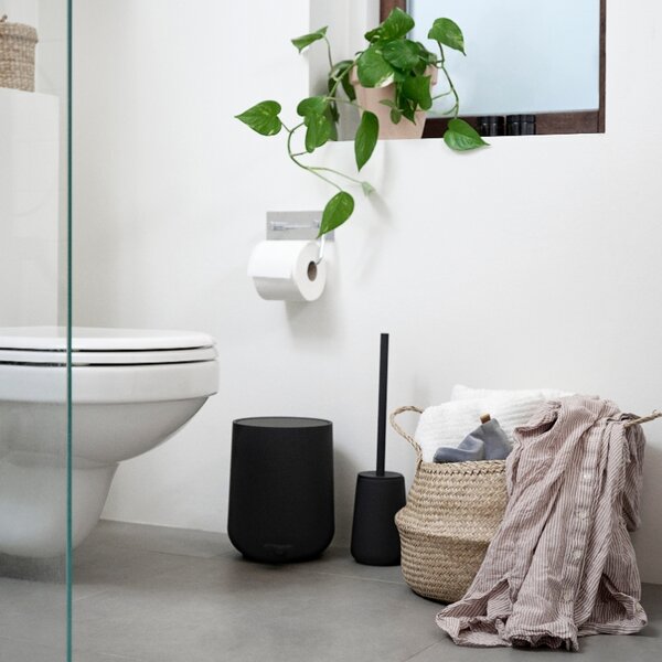 Zone Denmark Černý plastový pedálový odpadkový koš Nova 5 l