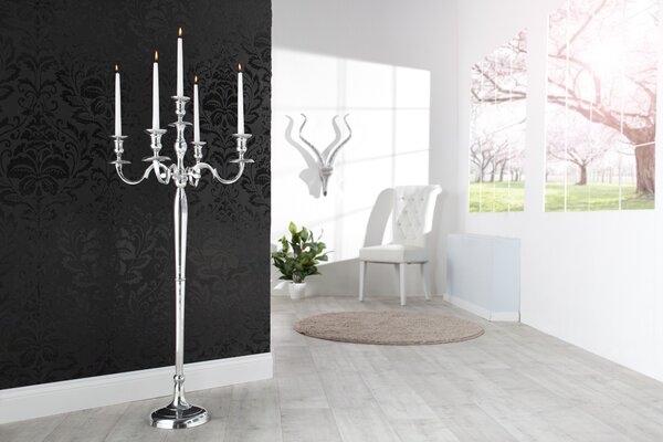 Klasický zámecký vysoký stříbrný kovový 5 ramenný svícen Modern barock s lesklým povrchem 120 cm