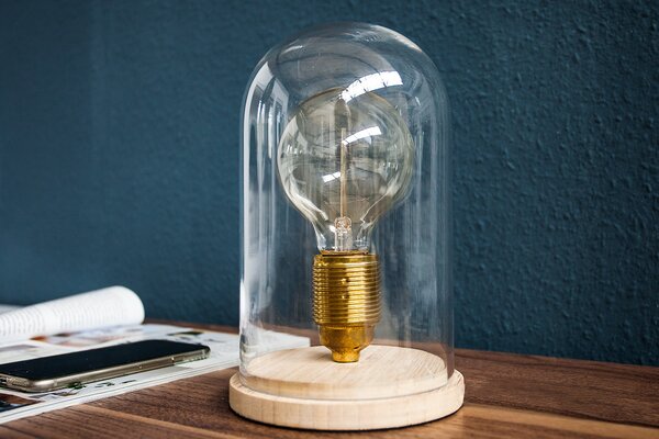 Designová retro stolní lampa Edison s hnědou dřevěnou podstavou a průhledným skleněným stínítkem 22 cm
