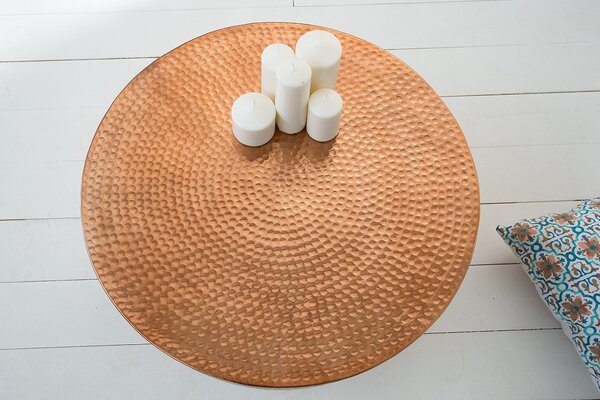 Designový glamour tepaný měděný konferenční stolek Hammerblow v kulatém tvaru z kovu s úložným prostorem 60cm