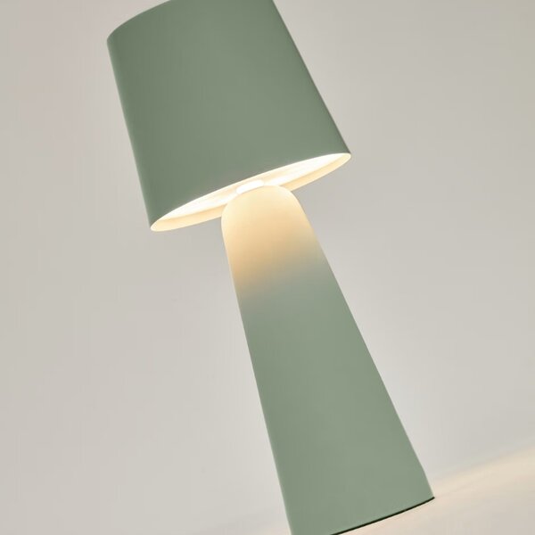 Kave Home Mátově zelená kovová zahradní stolní LED lampa Arenys S