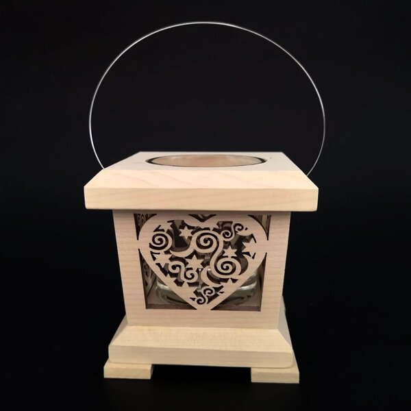 AMADEA Dřevěná lucerna s motivem srdce, masivní dřevo, 9x9x9 cm