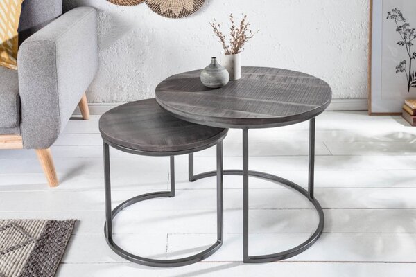Industriální set kruhových příručních stolků Elements z masivu šedé barvy 55cm