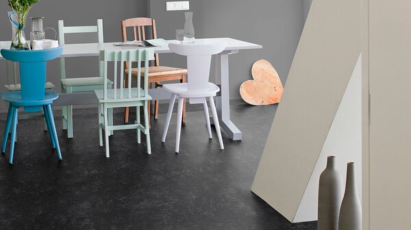 FORBO Marmoleum marbled fresco Black 2939 Tl. 2 mm - 2 bm