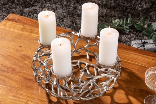 Art-deco moderní svícen z kovu Llanta ve stříbrné barvě 38cm