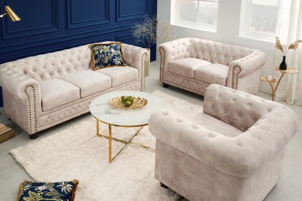 Luxusní chesterfield křeslo Contessa s čalouněním v barvě šampaňského s prošíváním a kovovým zdobením 105cm