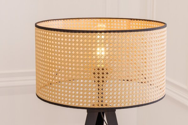 Moderní stojací lampa Citadel s kulatým stínítkem s vídeňským výpletem světle hnědé barvy a černýma nohama 140cm