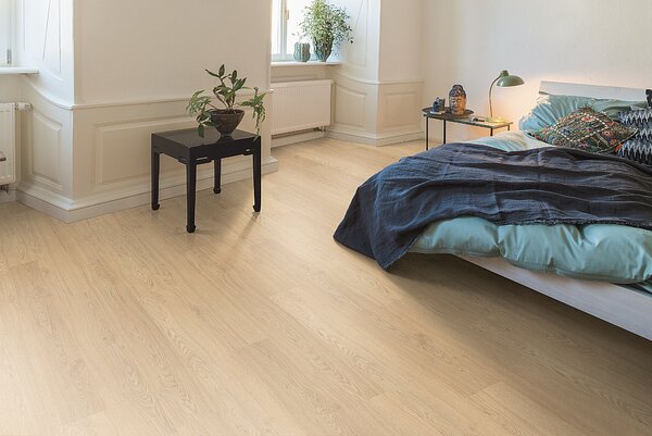 EGGER Basic 32 Dub matera světlý EL2974 - 2.00 m2