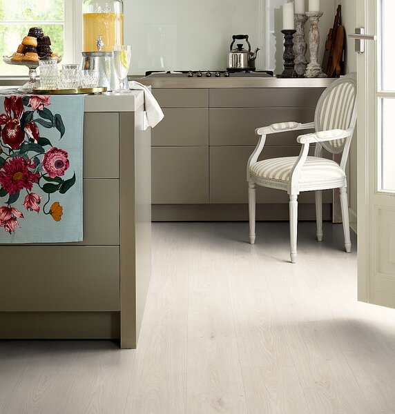 EGGER Aquadura Dub camden bílý EDF194 - 2.00 m2