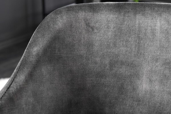Moderní designová jídelní židle Mildred s šedým sametovým čalouněním a černýma nohama z kovu 83cm