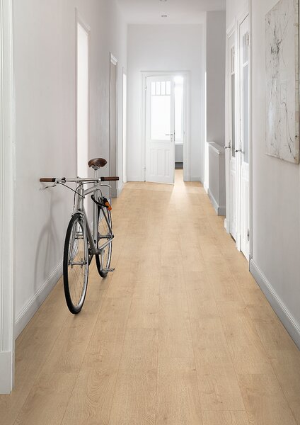 EGGER E-motion aqua 32 Dub newbury světlý EL2035 - 2.00 m2