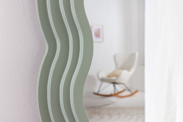 Art deco moderní vysoké zrcadlo Swan s vlnitým rámem v pastelové zelené barvě 160cm