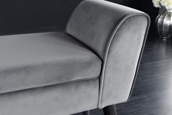 Designová čalouněná lavice Karen se šedým sametovým potahem a černými nožičkami z kovu 90cm
