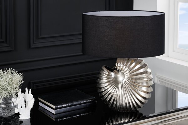 Art deco designová stolní lampa Alexa se stříbrnou podstavou a kulatým černým stínítkem 63cm
