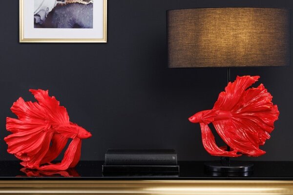 Designová stolní lampa Sidoria s červenou podstavou ve tvaru ryby s černým kulatým stínítkem 64cm