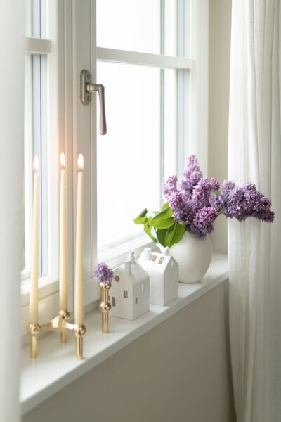 Designový svícen STOFF Nagel Solid Brass