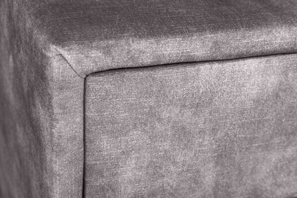 Designový noční stolek Velouria v tmavě šedé barvě se sametovým čalouněním 50 cm