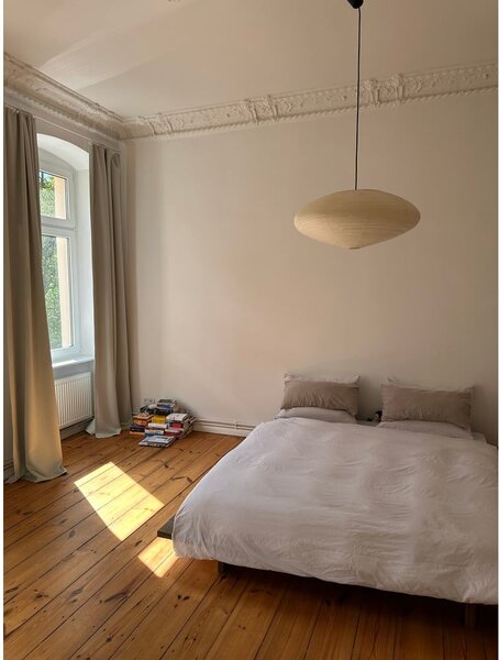 Hnědá dvoulůžková postel z borovicového dřeva s roštem 140x200 cm Japan – Karup Design