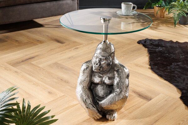 Luxusní glamour kulatý příruční stolek Tierra Glam s podstavou ve tvaru gorily a se skleněnou vrchní deskou stříbrná 51 cm