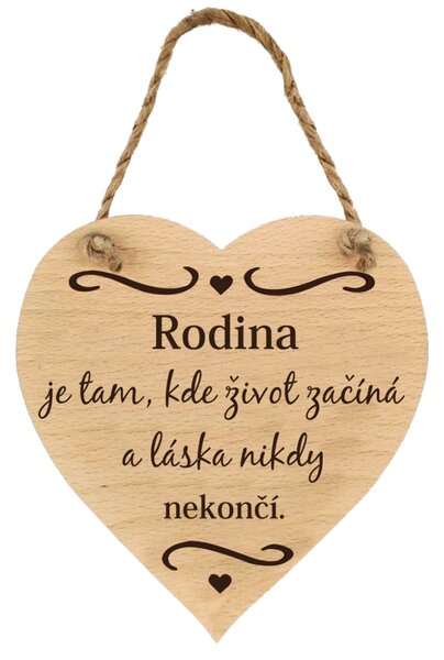 AMADEA Dřevěné srdce s nápisem Rodina je tam, kde život začíná..., masivní dřevo, 16x15 cm