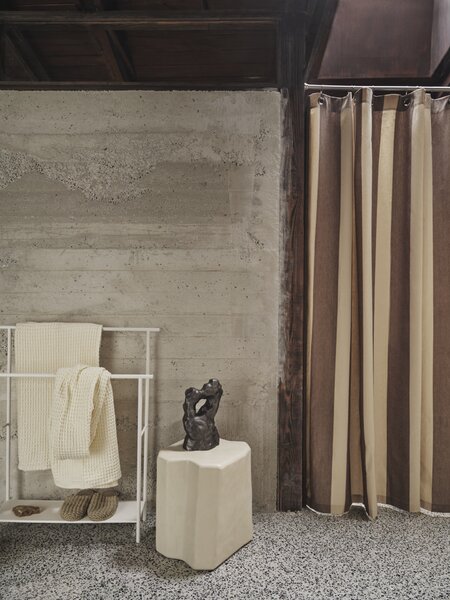 Ferm Living 1104272794 Sprchový závěs Chambray olivový