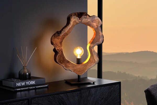 Designová masivní stolní lampa Faustion s naturálním dřevěným prvkem v hnědé barvě a černou kovovou konstrukcí 55 cm