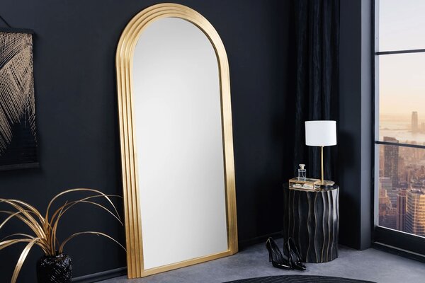 Glamour nástěnné zrcadlo Swan se zlatým obloukovým rámem s vrstveným efektem 160 cm