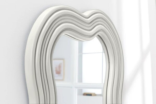 Designová nástěnné asymetrické zrcadlo Swan s bílým organicky zvlněným rámem s reliéfním zdobením 100 cm