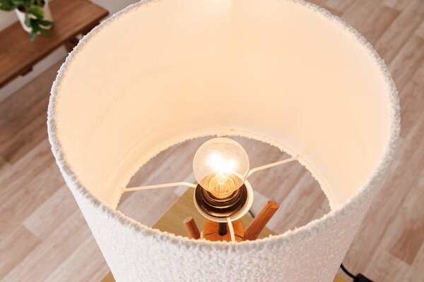 Venkovská stolní lampa Garcinia s hnědou masivní nohou s designem větví a bílým buklé stínítkem 58 cm